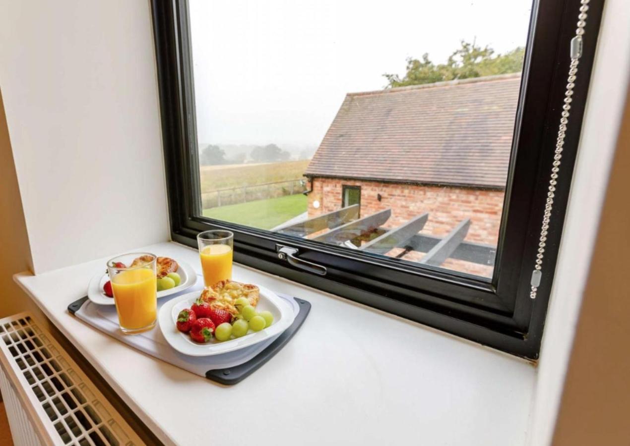 Fawn Cottage Disabled Adapted 3 Bedroom Hot Tub Coughton Bagian luar foto