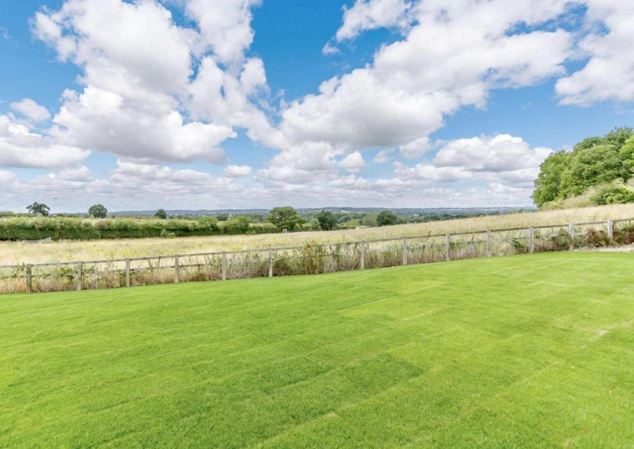 Fawn Cottage Disabled Adapted 3 Bedroom Hot Tub Coughton Bagian luar foto